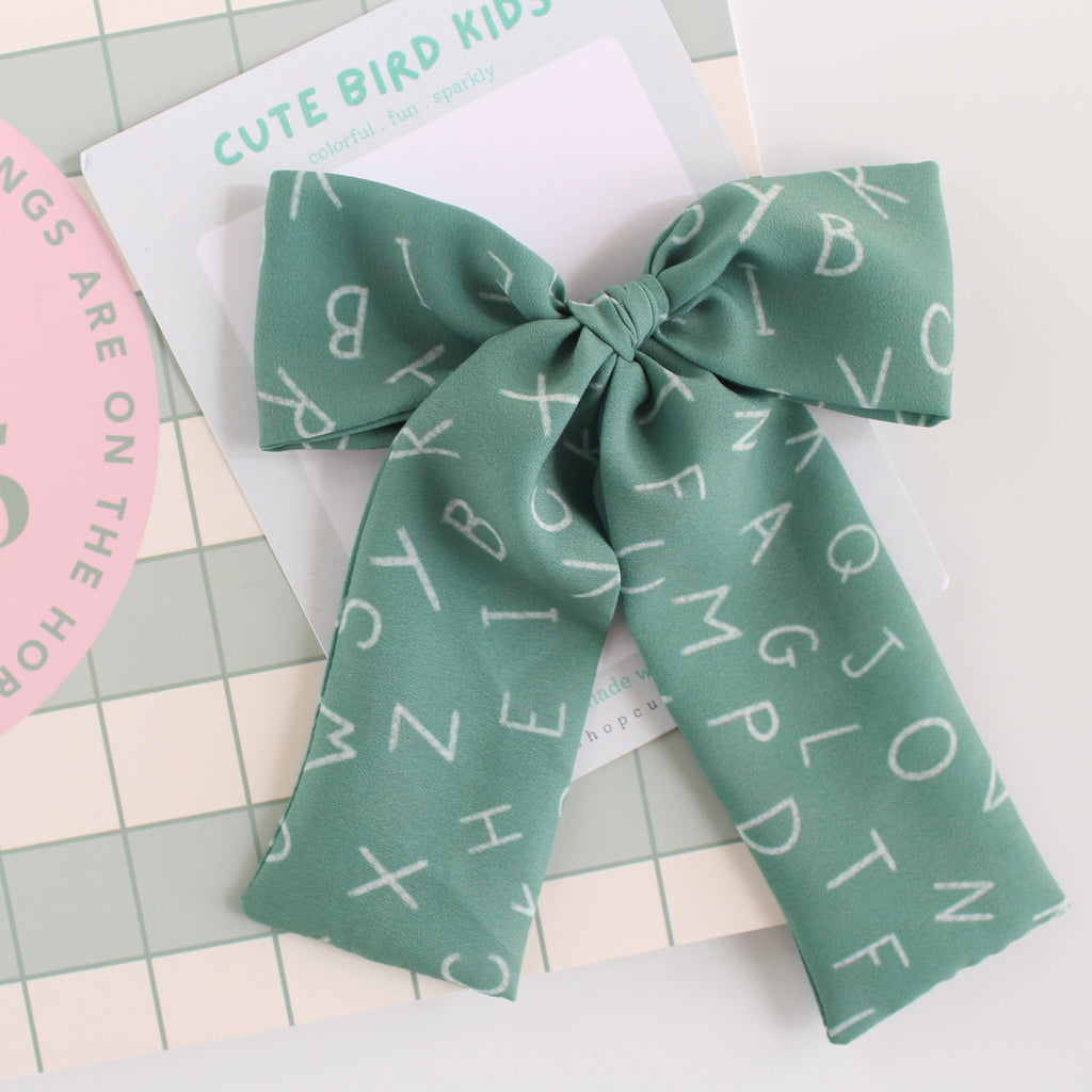 CHALKBOARD Lady Bow